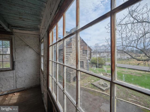 2519 ASH MILL RD, Doylestown, PA 18902