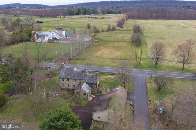 2519 ASH MILL RD, Doylestown, PA 18902