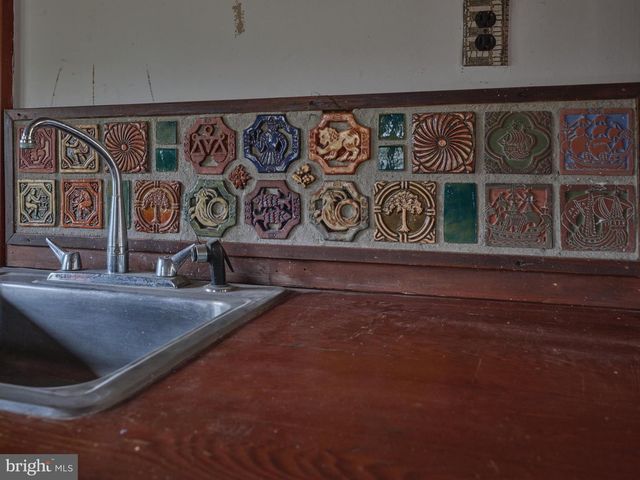 2519 ASH MILL RD, Doylestown, PA 18902