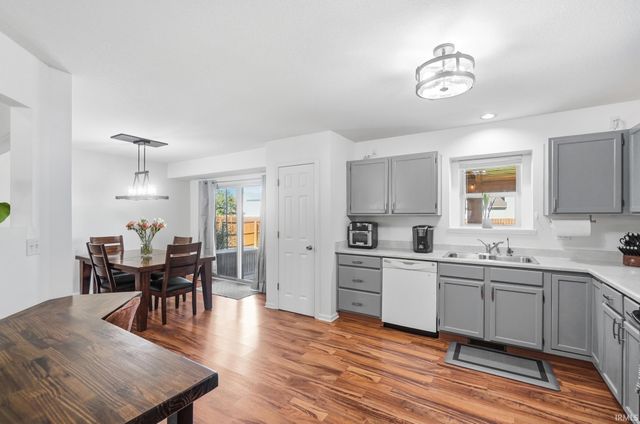 830 Stockwillow Court, Huntertown, IN 46748