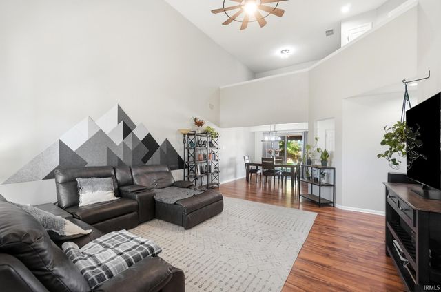 830 Stockwillow Court, Huntertown, IN 46748