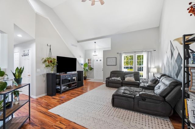 830 Stockwillow Court, Huntertown, IN 46748