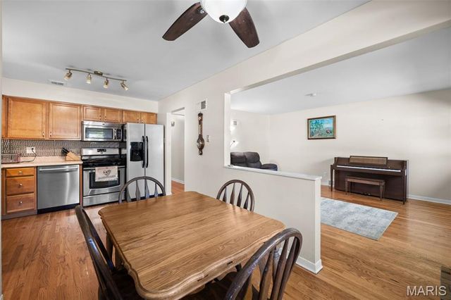 7932 Kingwood Street, Affton, MO 63123