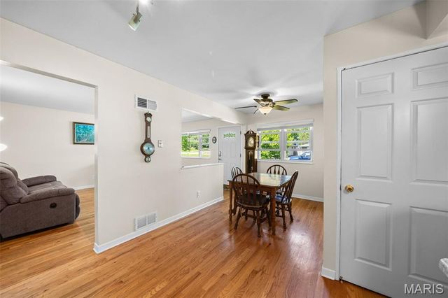 7932 Kingwood Street, Affton, MO 63123