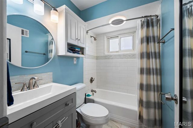 7932 Kingwood Street, Affton, MO 63123