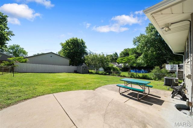 7932 Kingwood Street, Affton, MO 63123