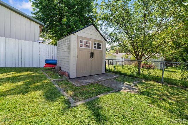 7932 Kingwood Street, Affton, MO 63123