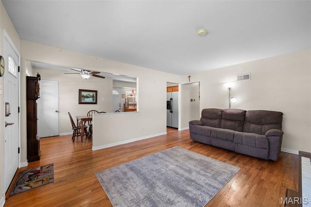 7932 Kingwood Street, Affton, MO 63123