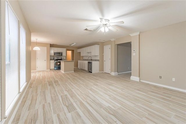 7633 Cedar Brook Dr, Corpus Christi, TX 78413