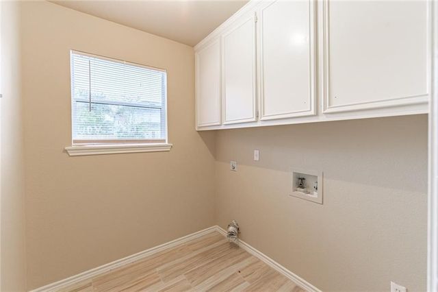 7633 Cedar Brook Dr, Corpus Christi, TX 78413