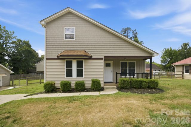 7564 Katherine Drive, Denver, NC 28037