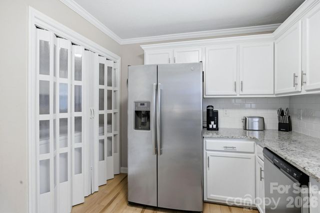 7564 Katherine Drive, Denver, NC 28037