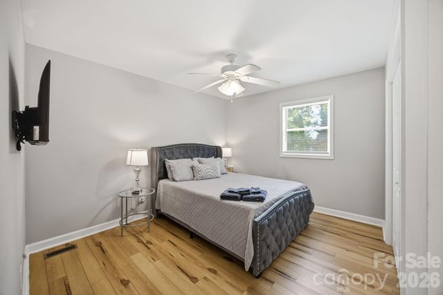 7564 Katherine Drive, Denver, NC 28037
