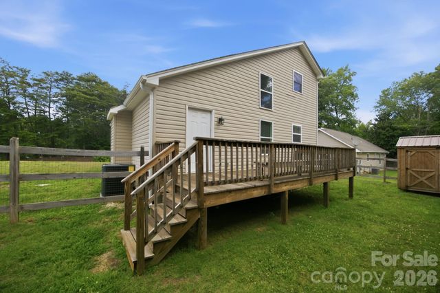 7564 Katherine Drive, Denver, NC 28037