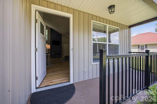 7564 Katherine Drive, Denver, NC 28037