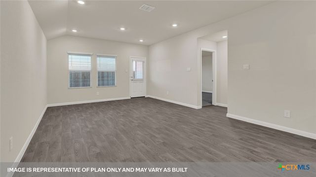 140 RAYMONDVILLE Path, San Marcos, TX 78666