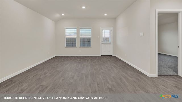 140 RAYMONDVILLE Path, San Marcos, TX 78666