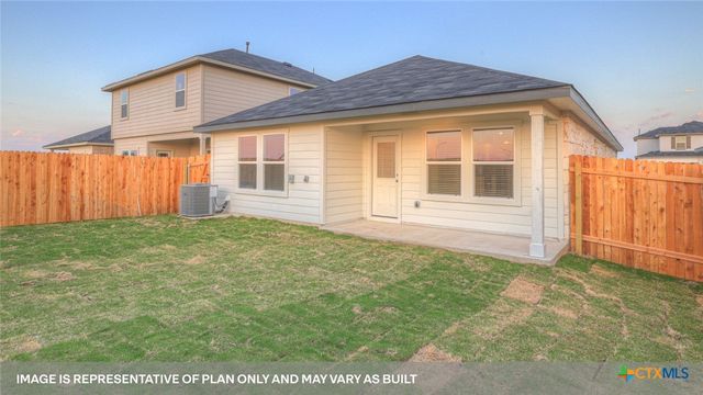 140 RAYMONDVILLE Path, San Marcos, TX 78666