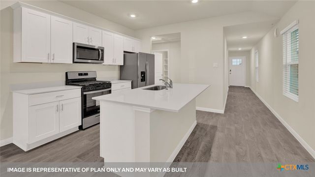 140 RAYMONDVILLE Path, San Marcos, TX 78666