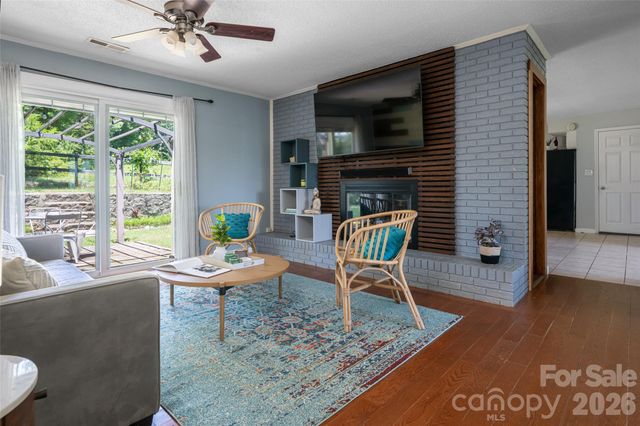 187 Sheehan Road, Fletcher, NC 28732
