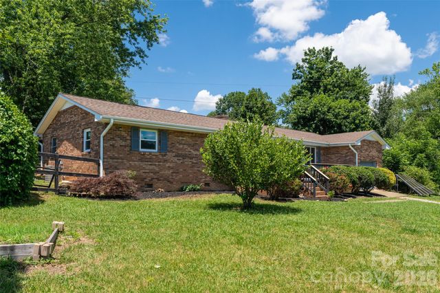 187 Sheehan Road, Fletcher, NC 28732