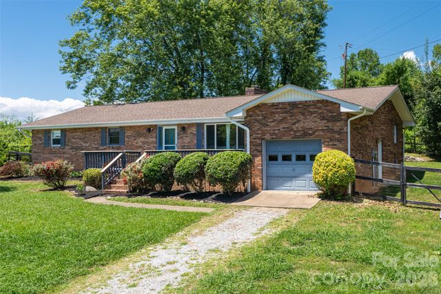 187 Sheehan Road, Fletcher, NC 28732