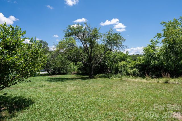 187 Sheehan Road, Fletcher, NC 28732