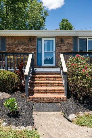187 Sheehan Road, Fletcher, NC 28732