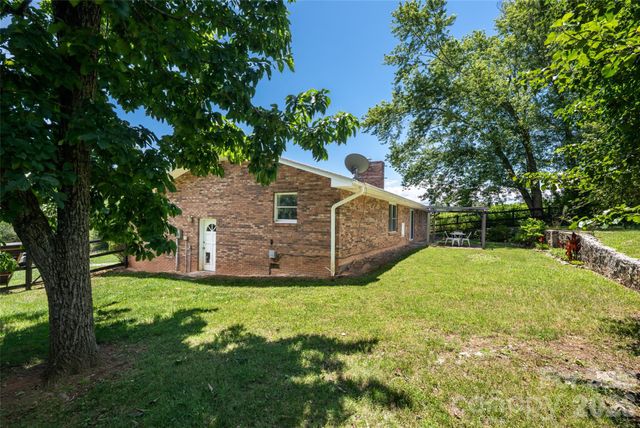 187 Sheehan Road, Fletcher, NC 28732