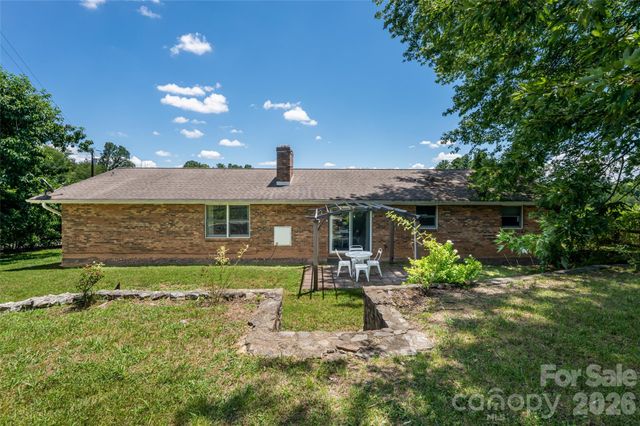 187 Sheehan Road, Fletcher, NC 28732