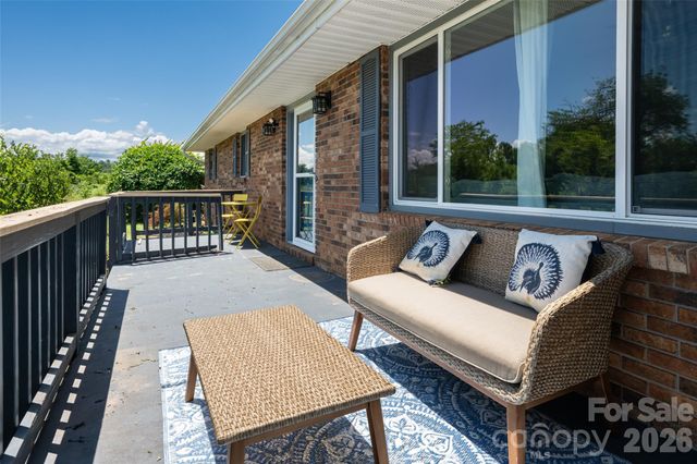 187 Sheehan Road, Fletcher, NC 28732