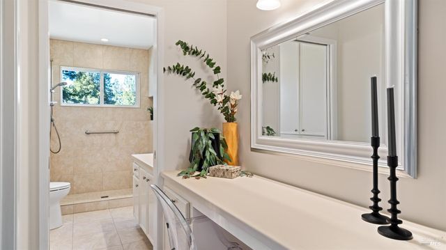 5 Viox Way, San Rafael, CA 94901