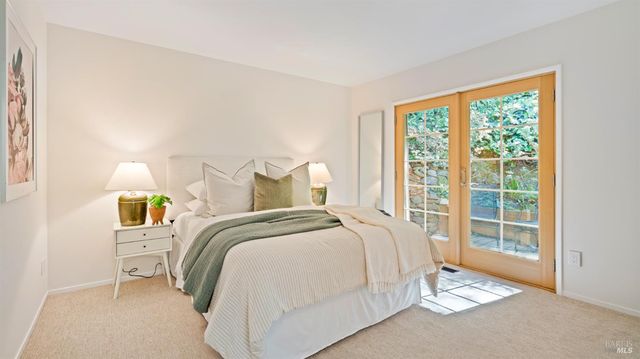 5 Viox Way, San Rafael, CA 94901