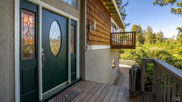 5 Viox Way, San Rafael, CA 94901