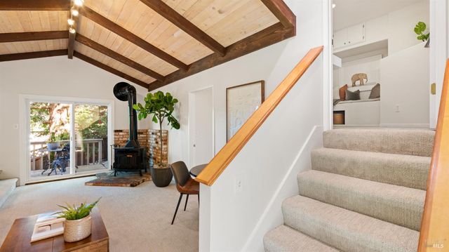 5 Viox Way, San Rafael, CA 94901