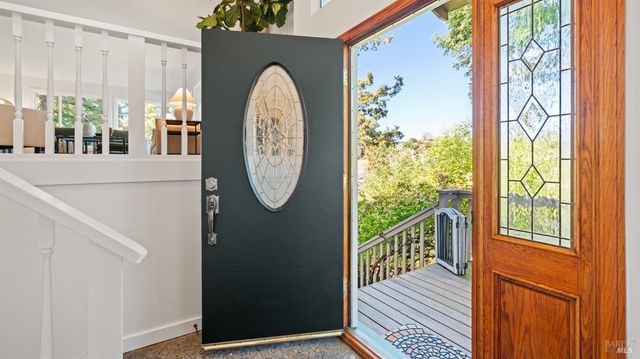 5 Viox Way, San Rafael, CA 94901