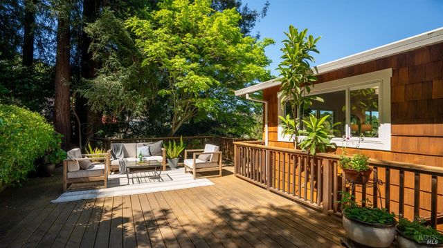 5 Viox Way, San Rafael, CA 94901