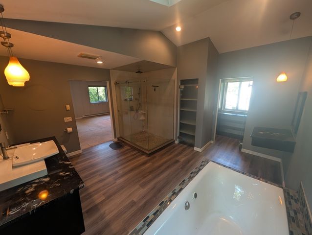 192 Ambrose St, Springfield, MA 01109