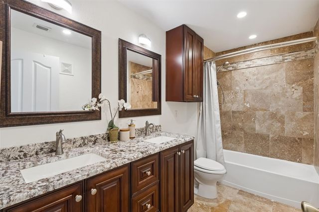 2401 LEGACY LAKE DRIVE 2401, Maitland, FL 32751