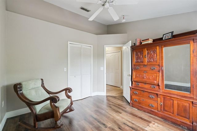 2401 LEGACY LAKE DRIVE 2401, Maitland, FL 32751