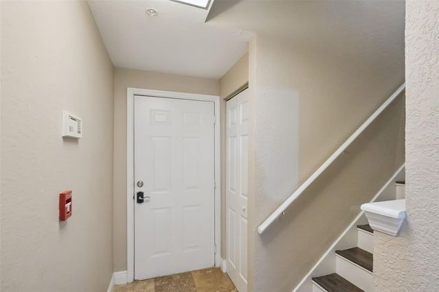 2401 LEGACY LAKE DRIVE 2401, Maitland, FL 32751