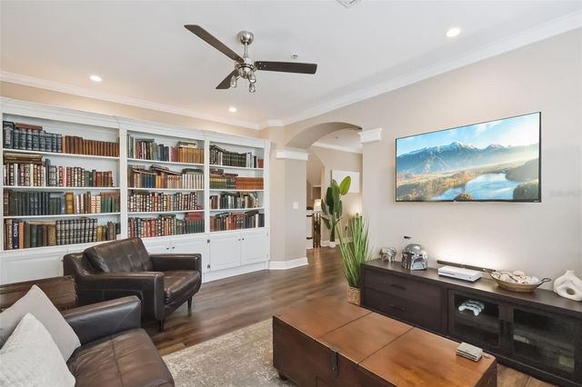 2401 LEGACY LAKE DRIVE 2401, Maitland, FL 32751