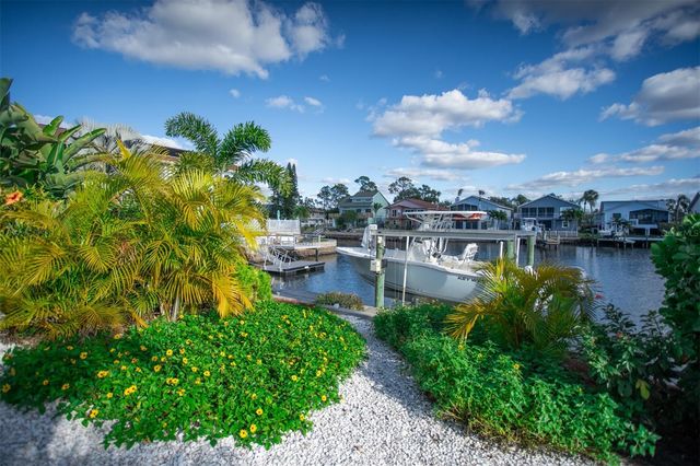 6109 BAYSIDE DRIVE, New Port Richey, FL 34652