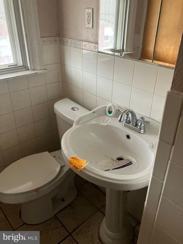 3941 K ST, Philadelphia, PA 19124