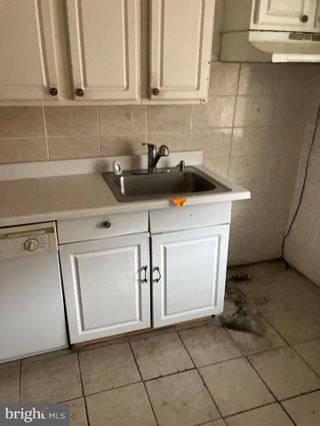 3941 K ST, Philadelphia, PA 19124