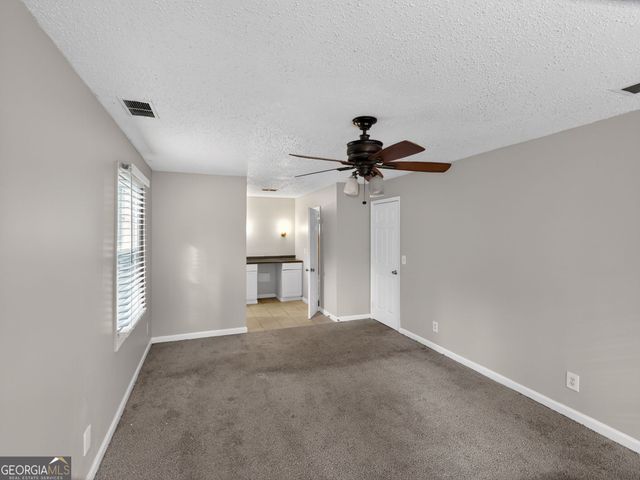 4428 Nantucket Cove, Stone Mountain, GA 30083