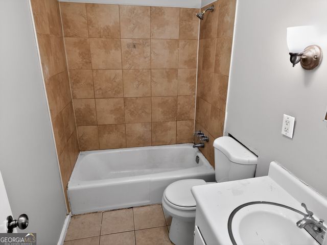 4428 Nantucket Cove, Stone Mountain, GA 30083