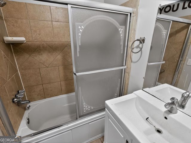 4428 Nantucket Cove, Stone Mountain, GA 30083