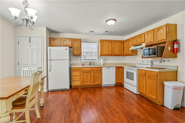 2350 Dianne Avenue, Winston-salem, NC 27106