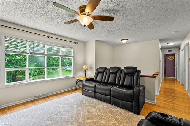 2350 Dianne Avenue, Winston-salem, NC 27106